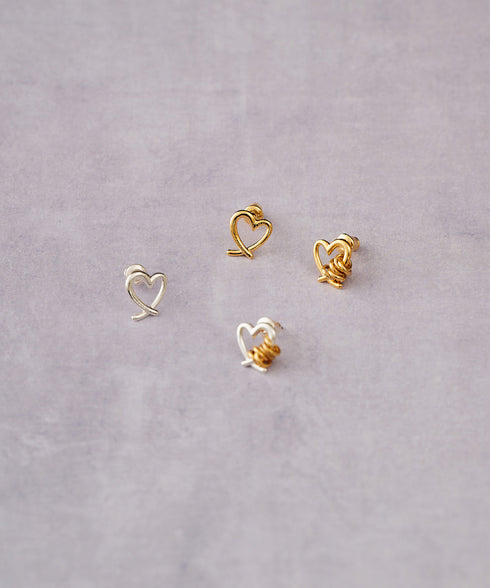 Line Coil HeartピアスS LAPUIS