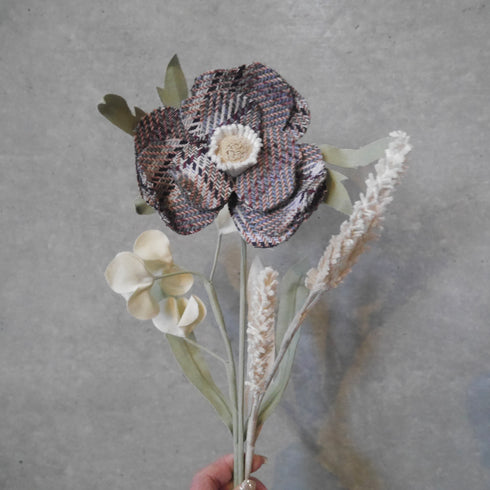 LOVECO bouquet blue check & white